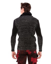 schwarzer Pullover mit einem Schalkragen von Cipo & Baxx