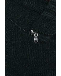 schwarzer Pullover mit einem Schalkragen von EX-PENT