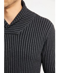 schwarzer Pullover mit einem Schalkragen von MO