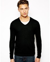 schwarzer Pullover mit einem V-Ausschnitt von Asos