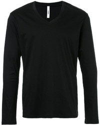 schwarzer Pullover mit einem V-Ausschnitt von Attachment