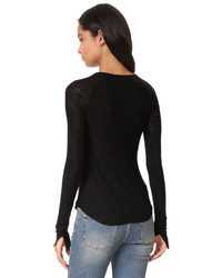 schwarzer Pullover mit einem V-Ausschnitt von Free People