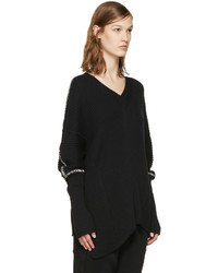 schwarzer Pullover mit einem V-Ausschnitt von Ann Demeulemeester