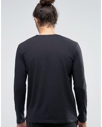 schwarzer Pullover mit einem V-Ausschnitt von Hugo Boss