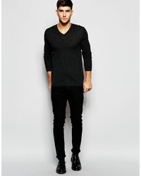 schwarzer Pullover mit einem V-Ausschnitt von Asos