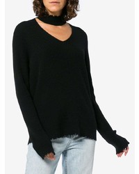 schwarzer Pullover mit einem V-Ausschnitt von R13