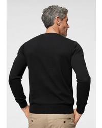 schwarzer Pullover mit einem V-Ausschnitt von Gant