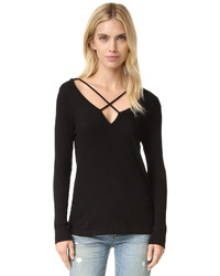 schwarzer Pullover mit einem V-Ausschnitt von LnA