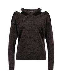 schwarzer Pullover mit einem V-Ausschnitt von mint&berry