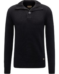 schwarzer Pullover mit einem zugeknöpften Kragen von Petrol Industries