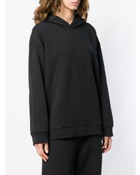 schwarzer Pullover mit einer Kapuze von MM6 MAISON MARGIELA