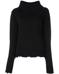 schwarzer Pullover mit einer weiten Rollkragen von RtA