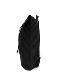 schwarzer Rucksack von Homme Plissé Issey Miyake