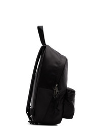 schwarzer Rucksack von Eastpak