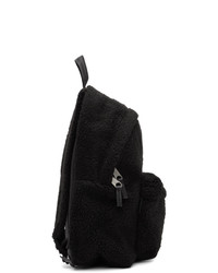 schwarzer Rucksack von Eastpak