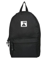 schwarzer Rucksack von Poler
