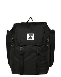 schwarzer Rucksack von Poler