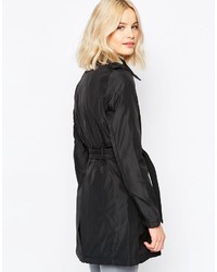 schwarzer Trenchcoat