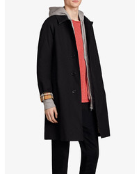 schwarzer Trenchcoat von Burberry