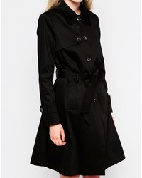 schwarzer Trenchcoat