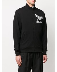 schwarzer und weißer bedruckter Pullover mit einem Reißverschluß von Moschino