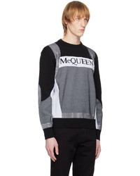 schwarzer und weißer bedruckter Pullover mit einem Rundhalsausschnitt von Alexander McQueen