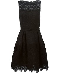 schwarzes ausgestelltes Kleid aus Spitze von Oscar de la Renta