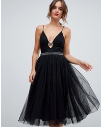 schwarzes ausgestelltes Kleid aus Tüll von ASOS DESIGN