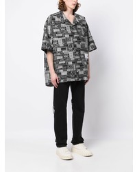 schwarzes bedrucktes Kurzarmhemd von Maison Mihara Yasuhiro