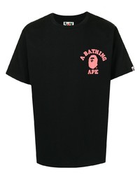 schwarzes bedrucktes T-Shirt mit einem Rundhalsausschnitt von A Bathing Ape