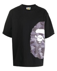 schwarzes bedrucktes T-Shirt mit einem Rundhalsausschnitt von A Bathing Ape