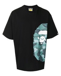 schwarzes bedrucktes T-Shirt mit einem Rundhalsausschnitt von A Bathing Ape