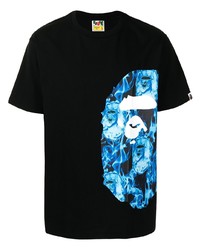 schwarzes bedrucktes T-Shirt mit einem Rundhalsausschnitt von A Bathing Ape