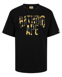 schwarzes bedrucktes T-Shirt mit einem Rundhalsausschnitt von A Bathing Ape