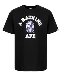 schwarzes bedrucktes T-Shirt mit einem Rundhalsausschnitt von A Bathing Ape