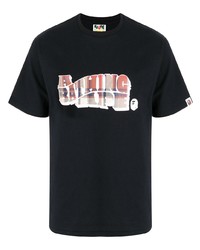 schwarzes bedrucktes T-Shirt mit einem Rundhalsausschnitt von A Bathing Ape