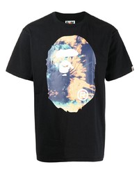 schwarzes bedrucktes T-Shirt mit einem Rundhalsausschnitt von A Bathing Ape