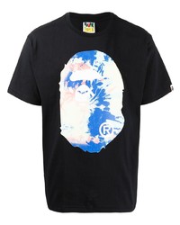 schwarzes bedrucktes T-Shirt mit einem Rundhalsausschnitt von A Bathing Ape