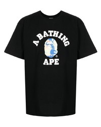 schwarzes bedrucktes T-Shirt mit einem Rundhalsausschnitt von A Bathing Ape