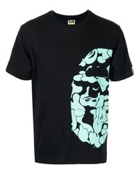 schwarzes bedrucktes T-Shirt mit einem Rundhalsausschnitt von A Bathing Ape