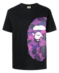 schwarzes bedrucktes T-Shirt mit einem Rundhalsausschnitt von A Bathing Ape