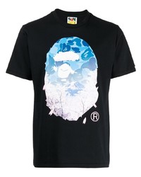 schwarzes bedrucktes T-Shirt mit einem Rundhalsausschnitt von A Bathing Ape