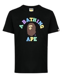 schwarzes bedrucktes T-Shirt mit einem Rundhalsausschnitt von A Bathing Ape