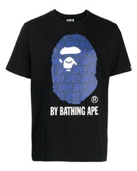 schwarzes bedrucktes T-Shirt mit einem Rundhalsausschnitt von A Bathing Ape