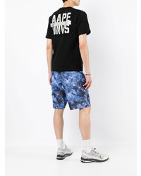 schwarzes bedrucktes T-Shirt mit einem Rundhalsausschnitt von AAPE BY A BATHING APE