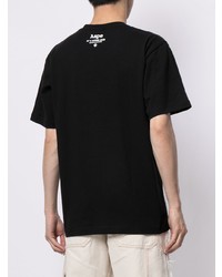 schwarzes bedrucktes T-Shirt mit einem Rundhalsausschnitt von AAPE BY A BATHING APE