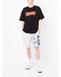 schwarzes bedrucktes T-Shirt mit einem Rundhalsausschnitt von AAPE BY A BATHING APE