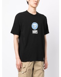 schwarzes bedrucktes T-Shirt mit einem Rundhalsausschnitt von AAPE BY A BATHING APE