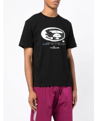 schwarzes bedrucktes T-Shirt mit einem Rundhalsausschnitt von AAPE BY A BATHING APE