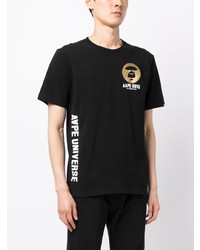 schwarzes bedrucktes T-Shirt mit einem Rundhalsausschnitt von AAPE BY A BATHING APE